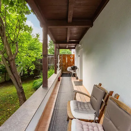 Foehrenheim-2 By Interhome